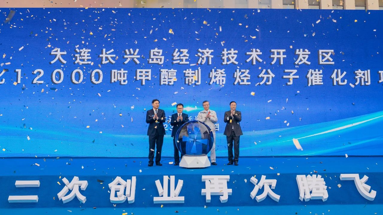 fb0881181aec44ff6af46981233093ec.jpg